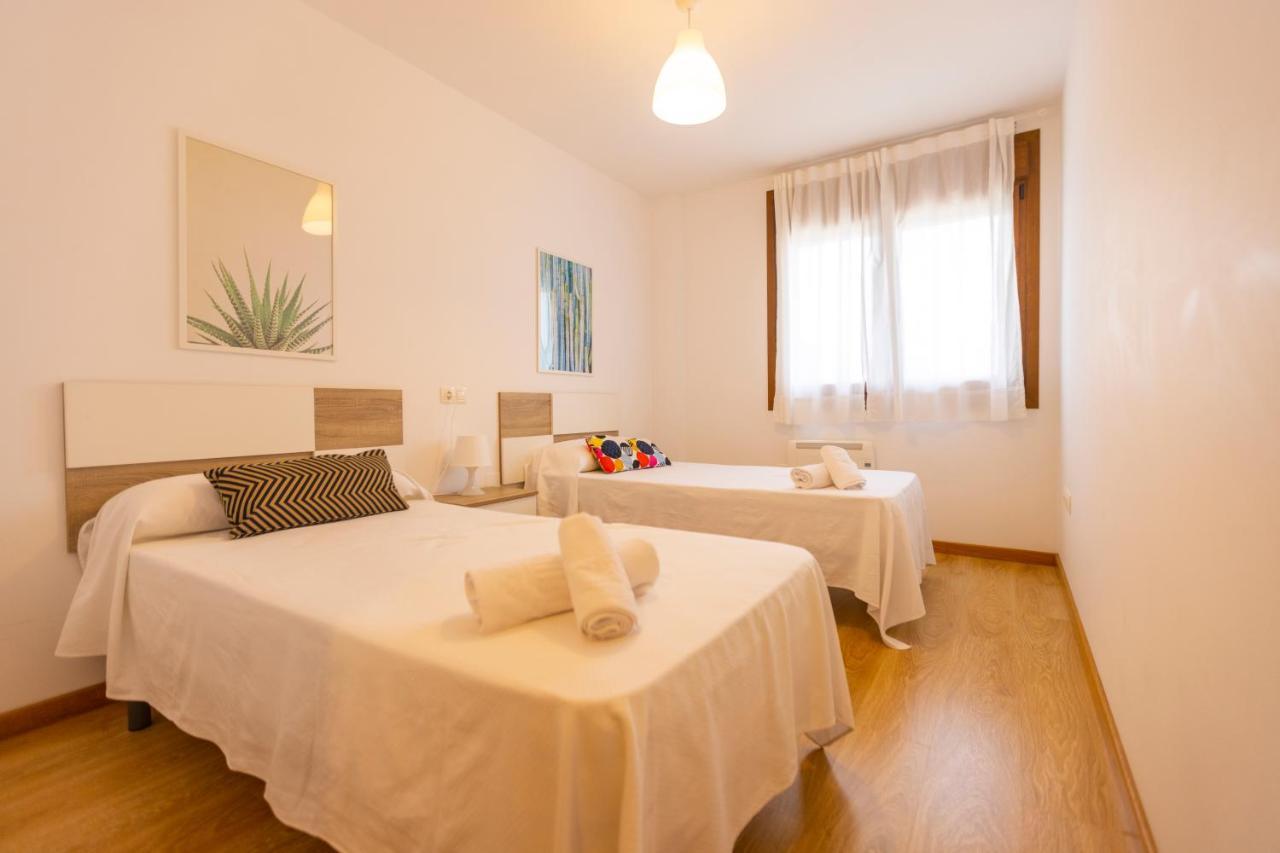 Apartagal-Playa De Llas, Foz Exterior foto